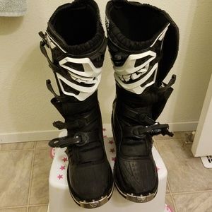 COPY - Racing boots